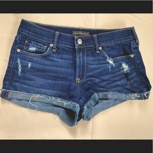 Abercrombie & Fitch•Distressed Rolled Hem Denim Women’s Shorts,Size 27/2, EUC